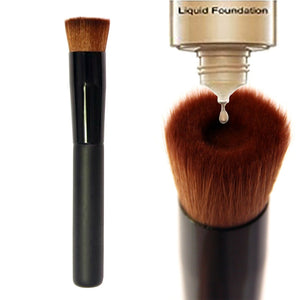 Black Concave Liquid Foundation Brush