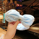 Comfortable Wash Face Bathe Hair Holder
