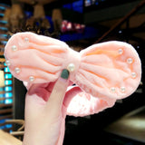 Comfortable Wash Face Bathe Hair Holder